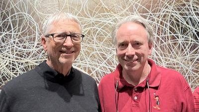 Bill Gates just met the creator of Linux for the first time ever — "No major kernel decisions were made" at Azure CTO's dinner