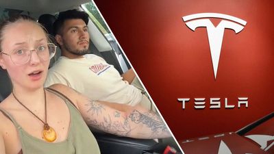 'We're Stranded': Woman is 1,500 Miles From Home On A Road Trip. Then Her Tesla's Doors Lock