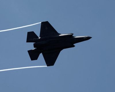 UK to expand nuclear deterrent with US fighter jets capable of carrying warheads