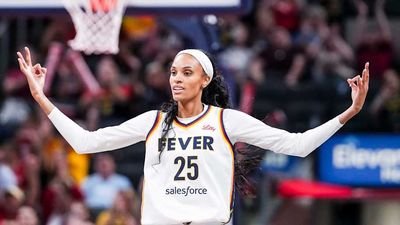 Fever Coach Addresses Team's Reported Split With DeWanna Bonner