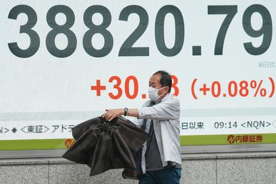 Asian shares gain as investors shift focus to Federal Reserve, tariffs
