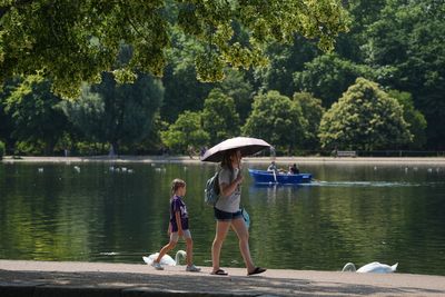 Thunderstorms to hit parts of UK before temperatures soar
