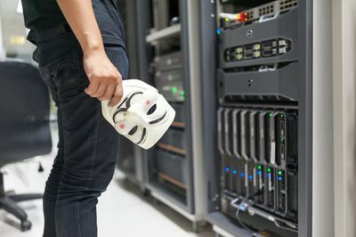 Identity Theft: 10 Ways to Protect Your Financial Information