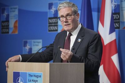 Nato fully committed to Ukraine, PM insists, despite no condemnation of Russia
