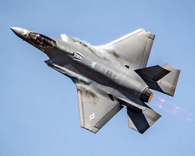 How and why is Britain obtaining access to nuclear gravity bombs?