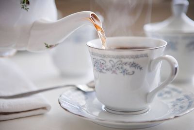 Fraudster who conned luxury brands into buying fake Scottish tea jailed