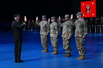 Meta boss praises new US army division enlisting tech execs as lieutenant colonels