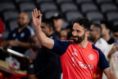 Manchester United interested in midfielder Leeds United recently rejected: report
