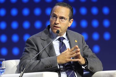 Shell denies reports of BP megamerger of Big Oil rivals