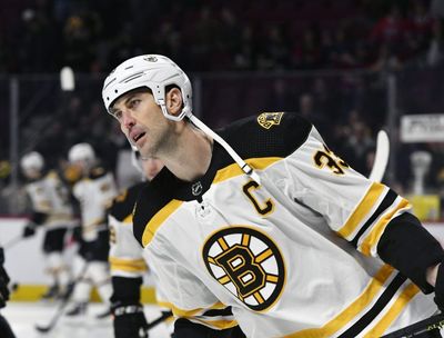 Chara and Mogilny among inducted into Hockey Hall of Fame