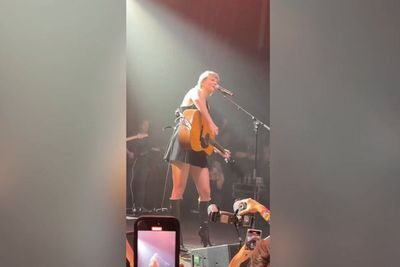 Taylor Swift shocks fans with surprise performance at Travis Kelce concert