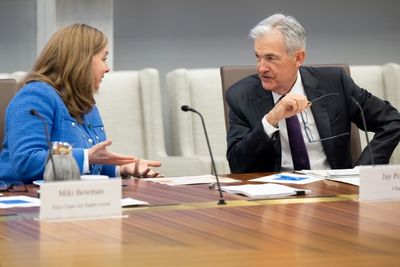 US Fed Proposes Easing Key Banking Rule