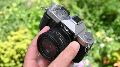 Yashica FX-D 300 hands-on review: a digital camera with a 1970s look and feel, in more ways than one