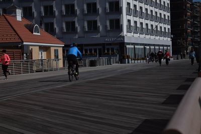 Living in Syosset, New York: Neighborhood Guide, Schools & Lifestyle
