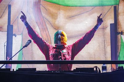 BBC shares statement on Kneecap’s Glastonbury set after Keir Starmer objections