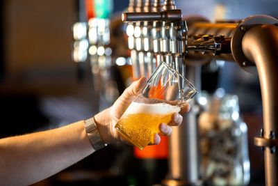 Ministers considering alcohol advertising restrictions in line with junk food