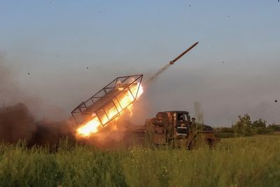 The myriad countries arming Russia and Ukraine – and the billions it costs