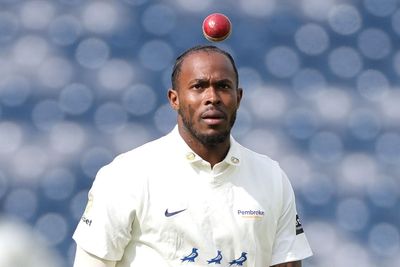 Jofra Archer joins England squad for first time in four years ahead of second India Test