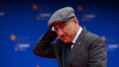 In bitter duel with Armenian church, PM Pashinyan offers to show he is not circumcised