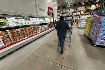 U.S. economy shrank 0.5% between January and March, worse than earlier estimates revealed