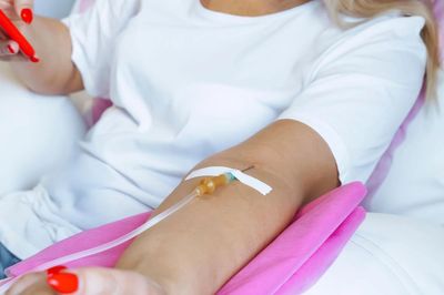 Watchdog warning over health risks of skin-lightening beauty trend