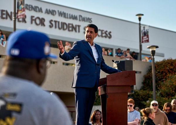 Ro Khanna calls on Democrats to reclaim identity as ‘the anti-war party’