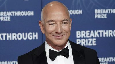 How much more have billionaires amassed in the last 10 years?