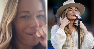 LeAnn Rimes’ Teeth Fall Out While Performing—She Rushes Off Stage In Panic