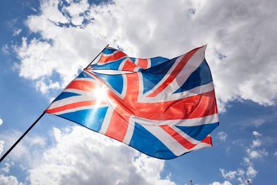 Days of empire show Britons can cope with soaring temperatures, says ex-minister