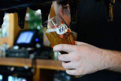 Government rules out ban on alcohol advertising