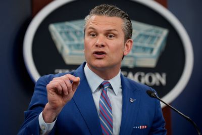 ‘You’ve been the worst!’ Pete Hegseth browbeats former Fox News colleague for her reporting on Iran strikes