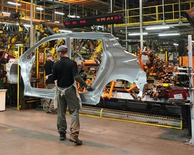 The Guardian view on Labour’s industrial turn: leaving finance untouched will come at a cost for the country