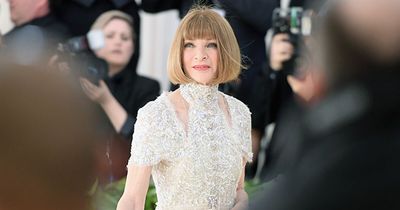 “End Of An Era”: Anna Wintour Steps Down From Vogue After 37 Years