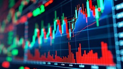 'Never Totally Get Out of the Market' -- Why Redditors Say They're Still Betting Big Despite the Chaos
