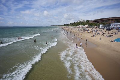 Amber heat health alert to come into force as 30C temperatures forecast