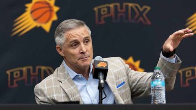 Suns Aggressively Move Up in Second Round With Multiple Draft Day Trades