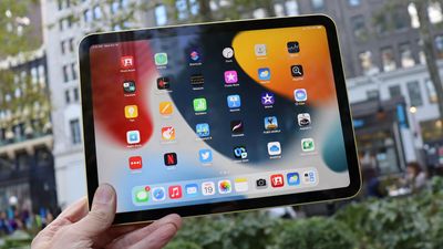 Ready for a cheap tablet upgrade? I’d still recommend the base iPad over (literally) anything else right now – here's why