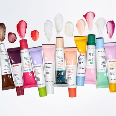 I’m Overhauling My Summer Beauty Routine During the Friends of Glossier Sale