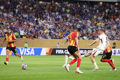 Benfica vs Chelsea prediction: Liam Delap to help Blues to edge last-16 tie