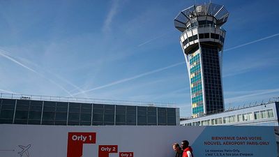 Hundreds of flights cancelled as French air traffic control strike continues