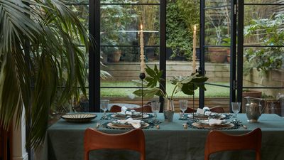 How to Host a Dinner Party — 10 Tips to Design an Evening of Glamour and Style