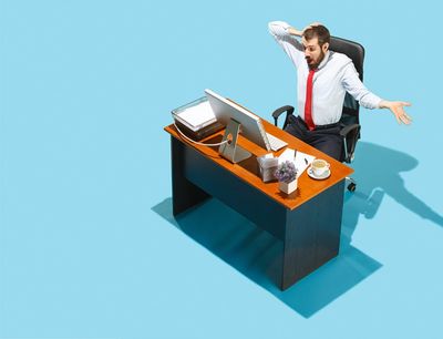 10 Common Office Phrases That Actually Signal Manipulation