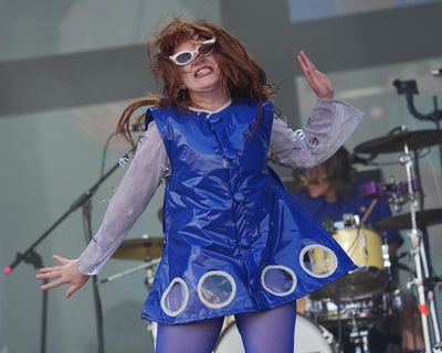 CMAT at Glastonbury review – a preposterously fun pop star who will surely be massive