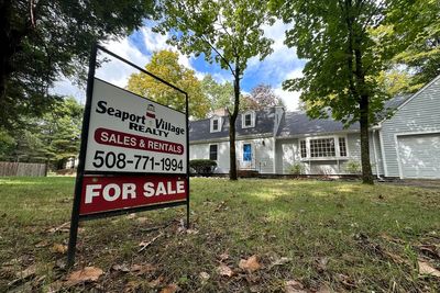 Housing red flag: Data show increase in cancellations of home purchase agreements versus a year ago