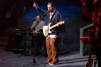 Adam Sandler Tour: Where To Buy The Tickets, Themes and Possible Guests