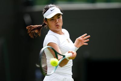 Rising star Mimi Xu relishing clash with ‘really good role model’ Emma Raducanu