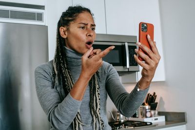 Arizona's Ministry of Communications' Scam Exposed: How to Dodge a Costly Text Trap