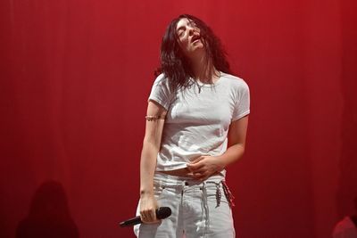 Glastonbury 2025 reviews, Friday: Lorde, Lola Young and En Vogue
