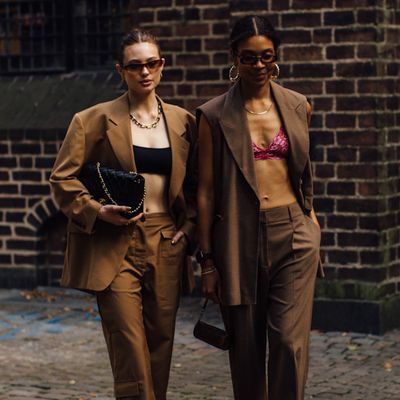 It’s Not Complicated—It-Girls Swear By These Easy Summer Essentials