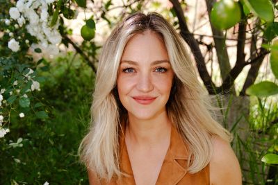 The Bear’s Abby Elliott: ‘Getting fired from SNL was the worst thing that could happen – and then it did’
